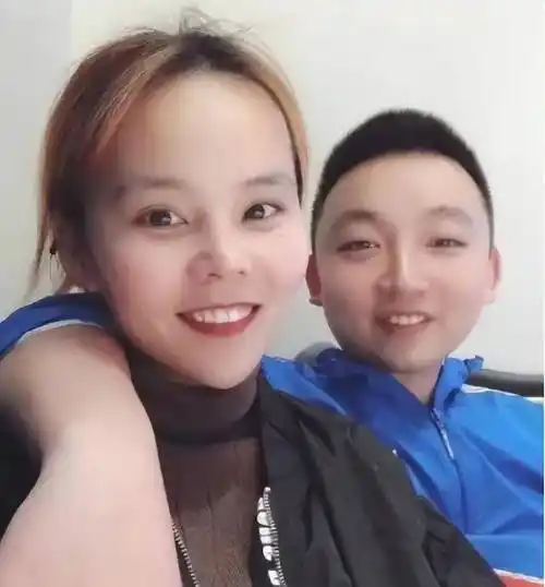 熊磊嘲讽许敏却伤害了亡夫姚策郭威田静的软弱让人质疑有猫腻