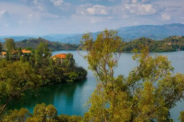 卢旺达——东部非洲的一个内陆小国.