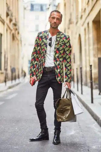 2019/20秋冬男设计开发:男士包袋 - 设计管理 - 服装资讯 - 东纺服装