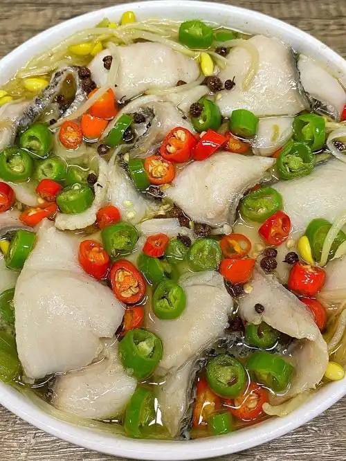 巨好吃的家庭版酸菜鱼有手就能做