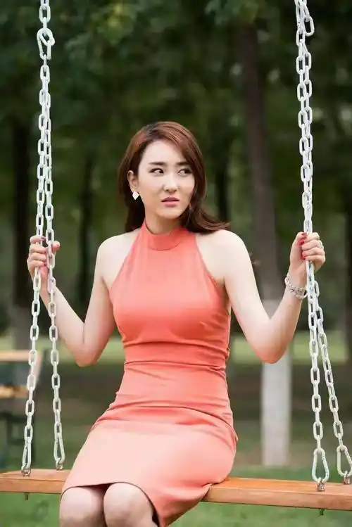 "性感女神"高姝瑶