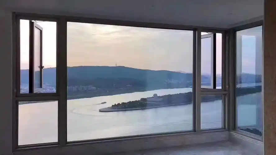 门推拉佛山广州中山深圳封阳台全景隐形玻璃窗折叠窗无框阳台窗推拉