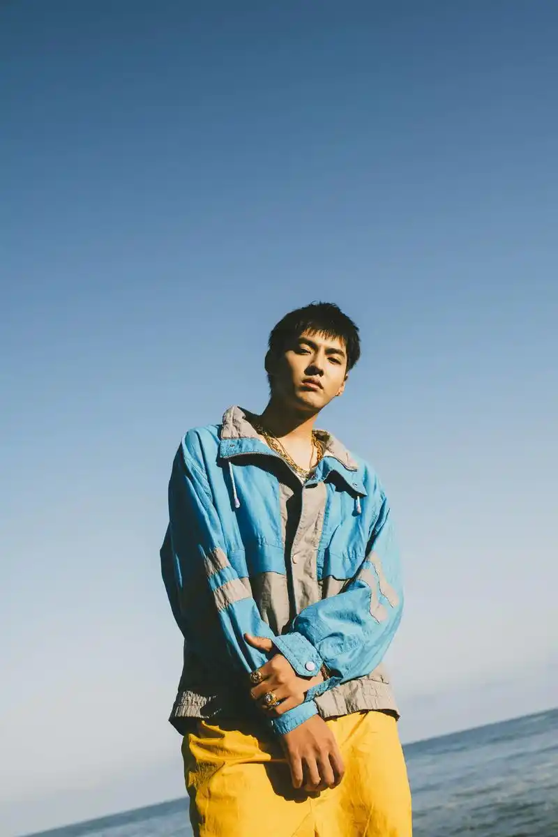 吴亦凡《clash magazine》杂志拍摄花絮&内页高清图来袭 顺毛小凡在线