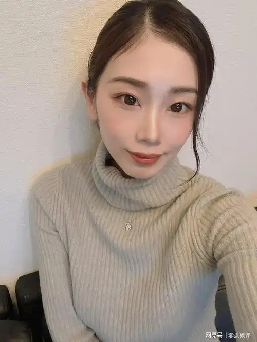 长直发女优「小松杏」,「白嫩 长腿」好勾人!