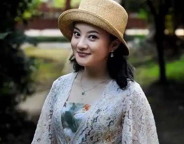 撒贝宁的心头好,金铭的曲折情史:被骗两次,41岁仍单身!