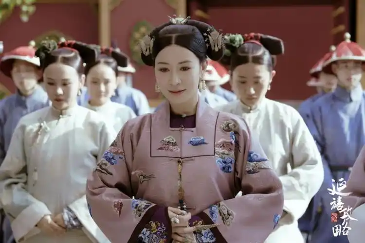 继皇后辉发那拉·淑慎本想做一个默默爱着皇帝的女人,无奈后宫不需要