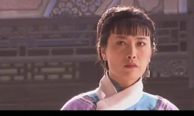 詹王府大格格(贾妮饰)