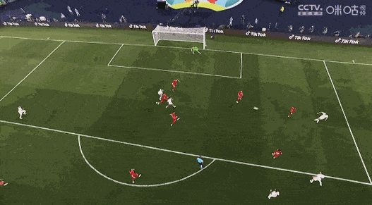 头条欧洲杯|单场3球创历史,意大利踢出了"美丽足球"_比赛