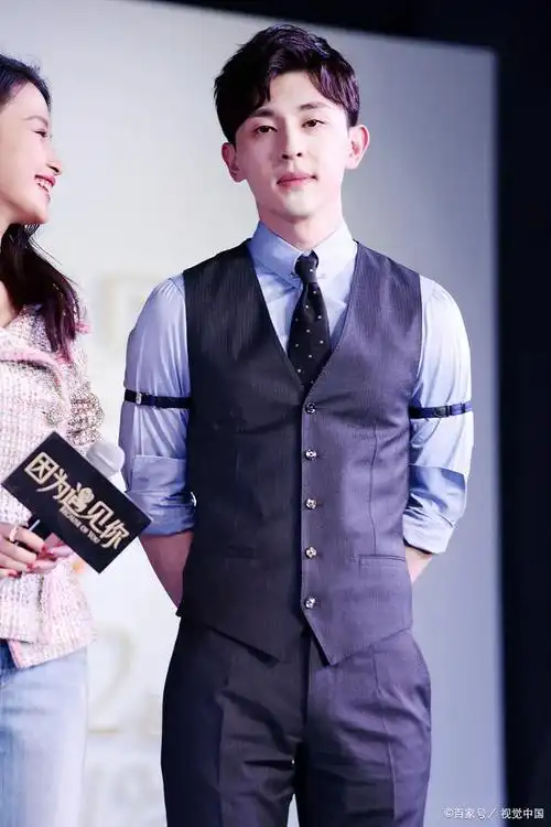 邓伦再成被执行人 偷逃税被追缴罚款1.06亿_实时信息 - 悠悠天气网