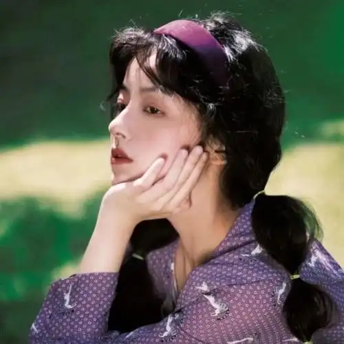 这位姐姐还有没有其他的头像