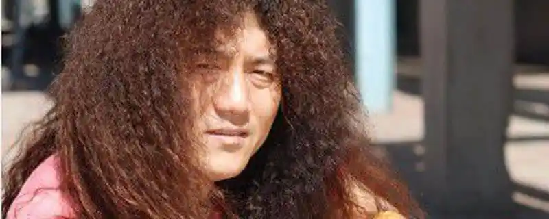 抖音伤过的心就像玻璃碎片是什么歌