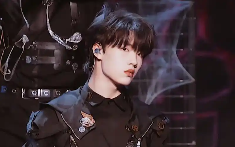 tf家族三代练习生苏新皓超绝卡点演绎《被选中的孩子》