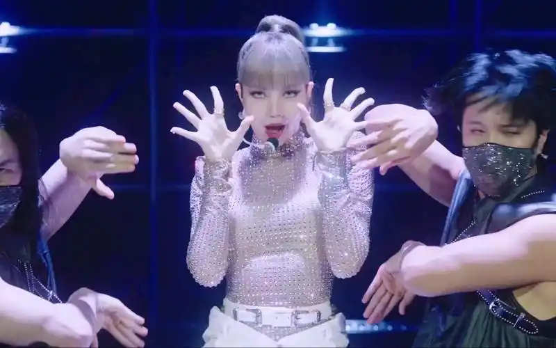 【lisa初舞台】blackpink lisa solo出道曲《lalisa》 mv /teaser