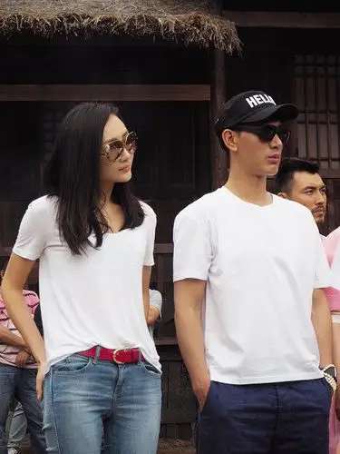 王鸥搭档蒲巴甲.