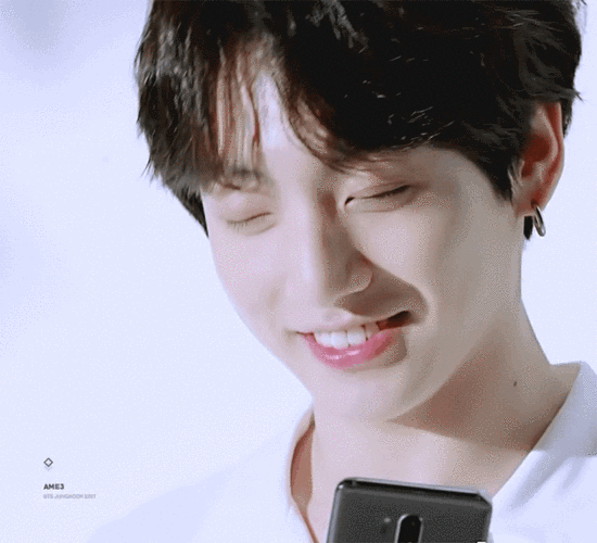 闵玧其(suga),郑号锡(j-hope),朴智旻(jimin),金泰亨(v),田柾国(jung