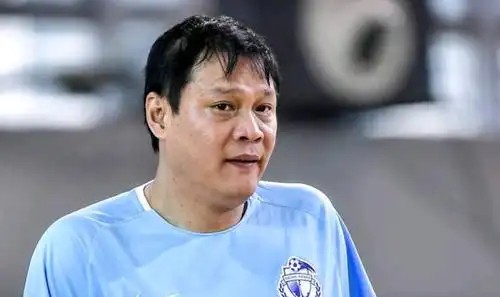 徐根宝告知范志毅:你的定位是足球人,而不是像网红一样经常直播