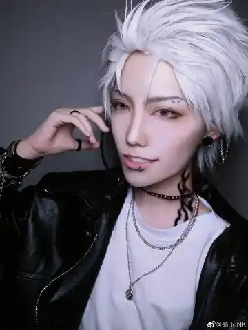 cosplay宋声声#犯罪心理#    我生于长空,长于烈日    我翱翔于风