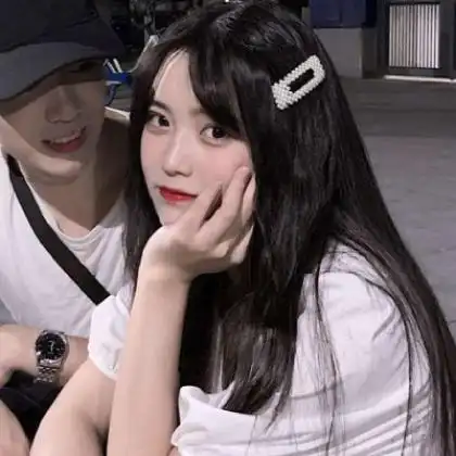 一对两张真人甜蜜唯美情侣头像