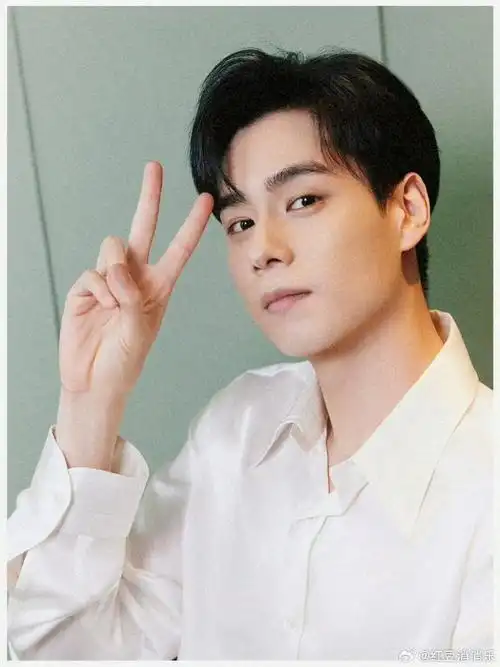 胡一天比7##胡一天出道7周年