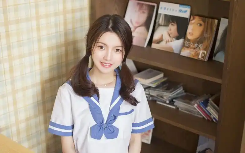 jk制服少女可爱甜美写真图片壁纸