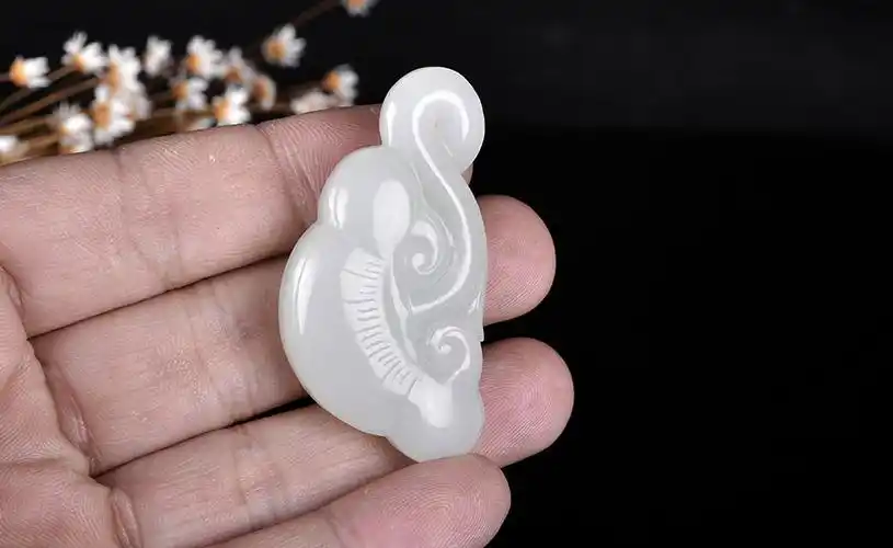 和田玉羊脂玉 如意挂件 20.977g 新疆和田玉雕厂