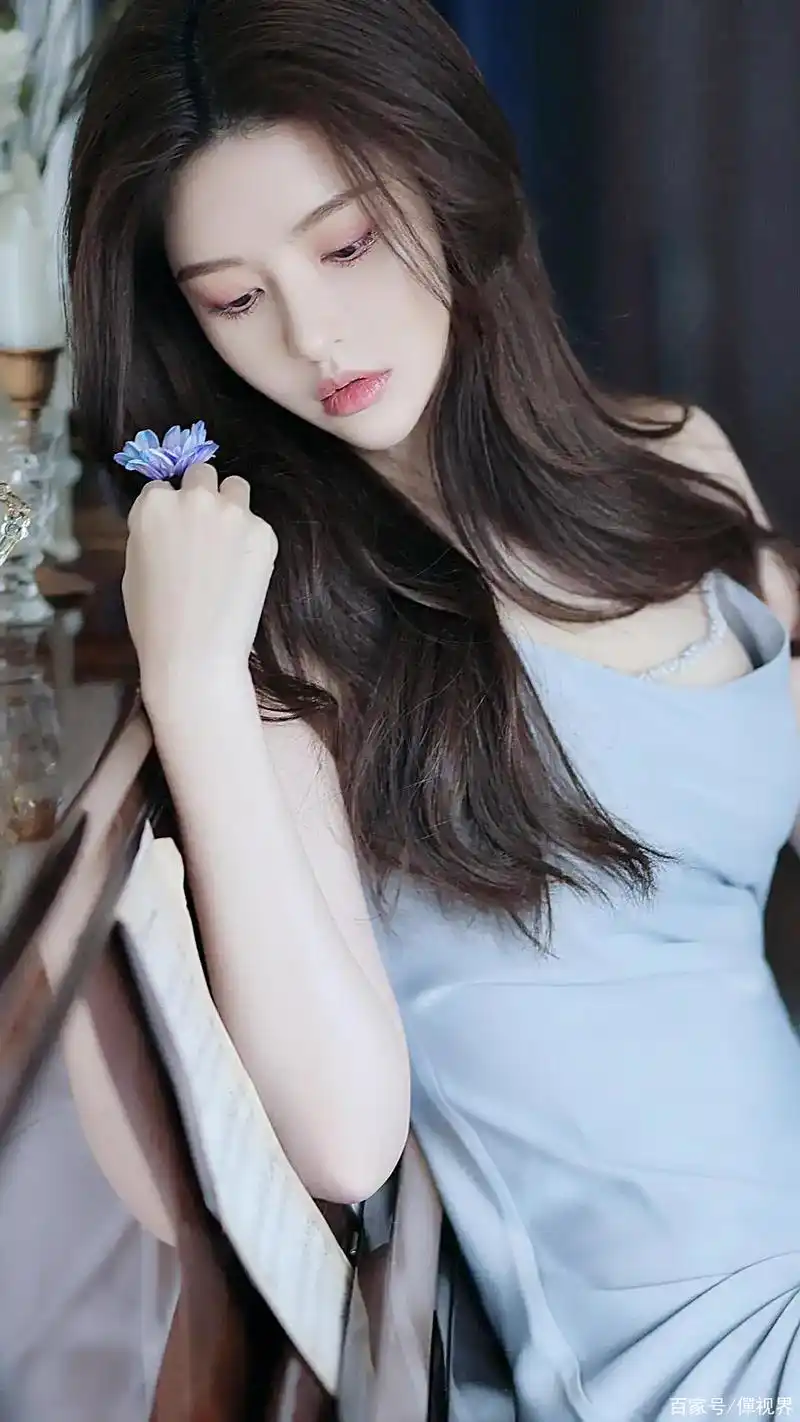 美女人像写真壁纸19:梦娜女神