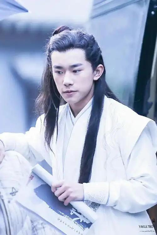 四字 易烊千玺 yyqx 四字弟弟