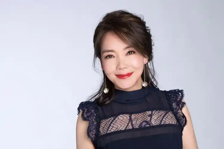 疗伤歌后辛晓琪出道31年首次攻蛋929全新巡演辛晓琪人生若只如初见