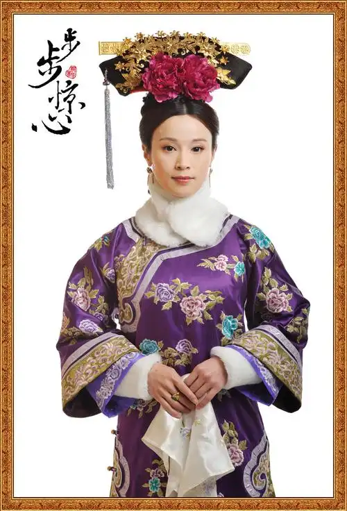 毕业于浙江省艺术学院越剧表演班,中国女演员,歌手,人大代表