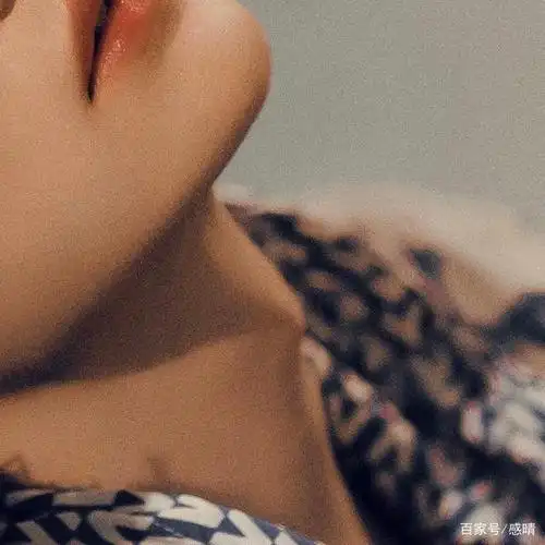 猫头过年了!王一博新头像,发微博还有智族gq的新杂志!