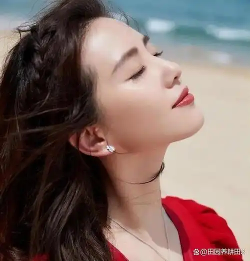 "老的慢"的女人,一般都会有7个共性,若占3个以上,那么恭喜你