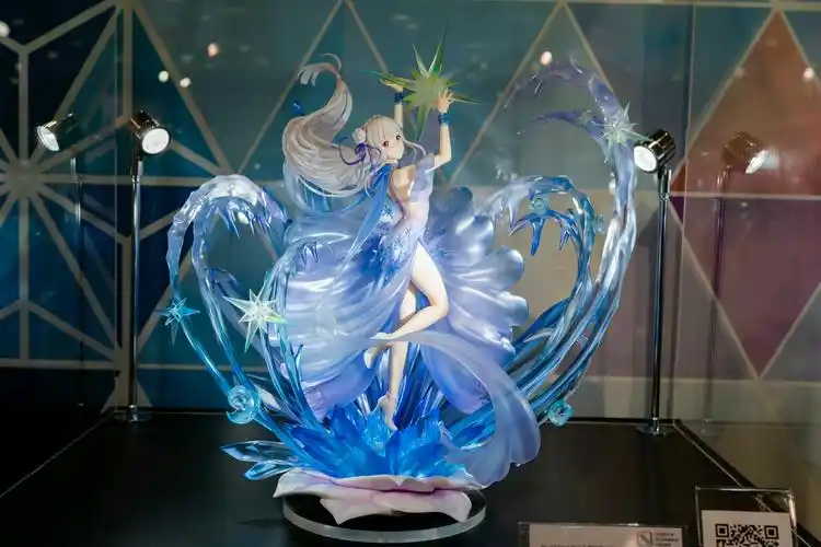 ssf爱蜜莉雅水晶礼服