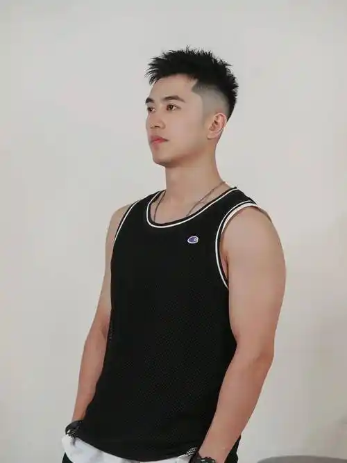 2021秋季精选男士发型(30款)-搜狐大视野-搜狐新闻