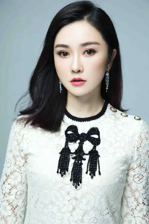 p>刘淼,1981年6月27日出生于北京市,中国内地女演员,主要作品有《 a