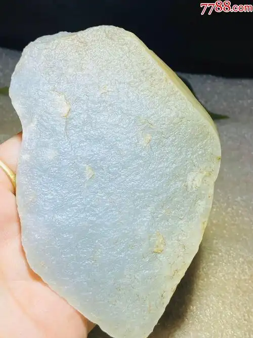 3518和田玉高青白玉戈壁料原石203.6克