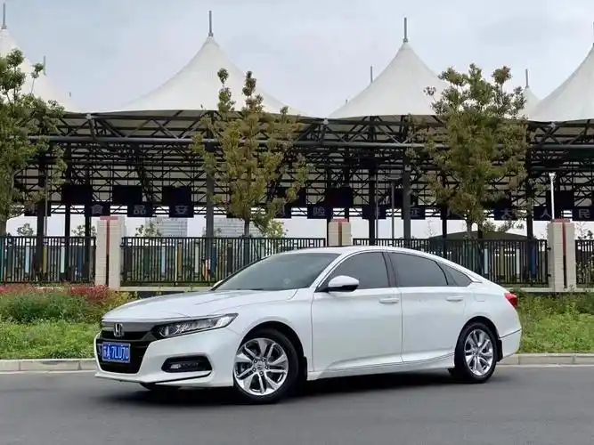 21年本田雅阁1.5t精英 车商不卖