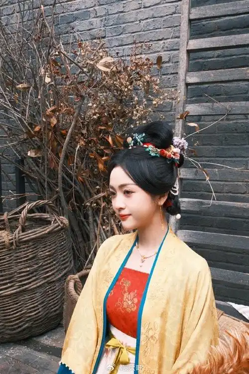 吴宣仪片场剧照##吴宣仪五福临门片场照