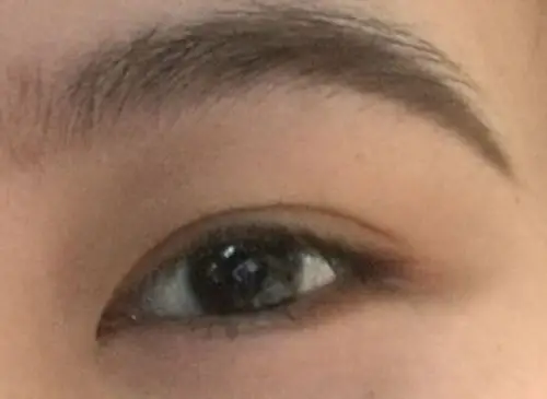 拥有一双桃花眼是怎样的体验?