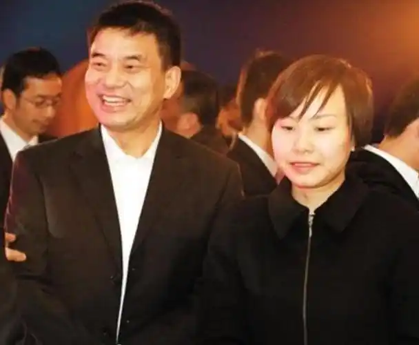 刘畅|宗馥莉|何超琼_新浪新闻