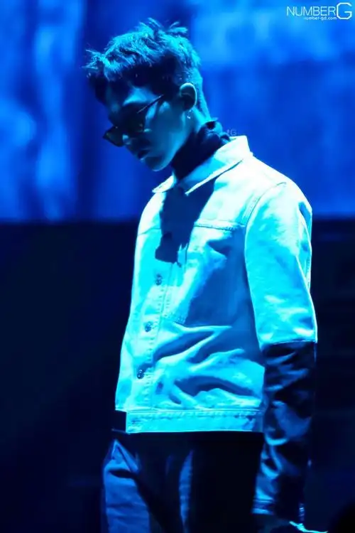 侧颜王纸权志龙!