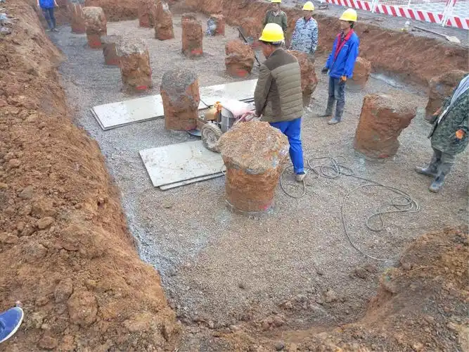 桐城东站路基cfg桩头处理施工