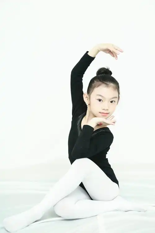 2019张添怡舞蹈艺术照