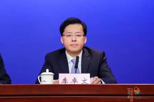 深圳市人民政府副秘书长李卓文表示:本次活动将以新时代中国特色