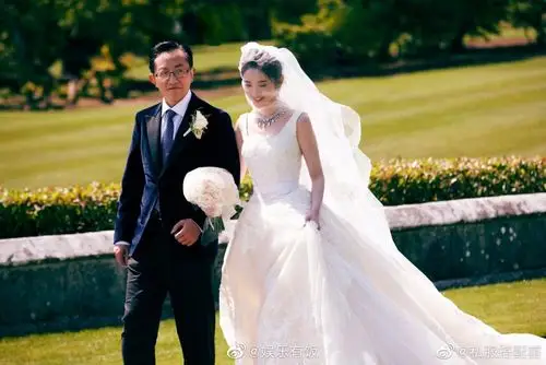 张若昀唐艺昕婚礼现场图,和朋友家人的幸福时光 - 结婚交流 - 得意