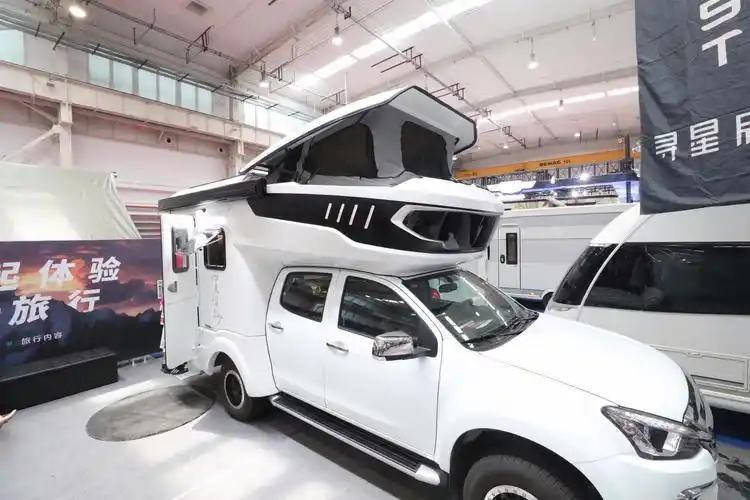 寻星寻星dmax 2019款越野皮卡房车白色