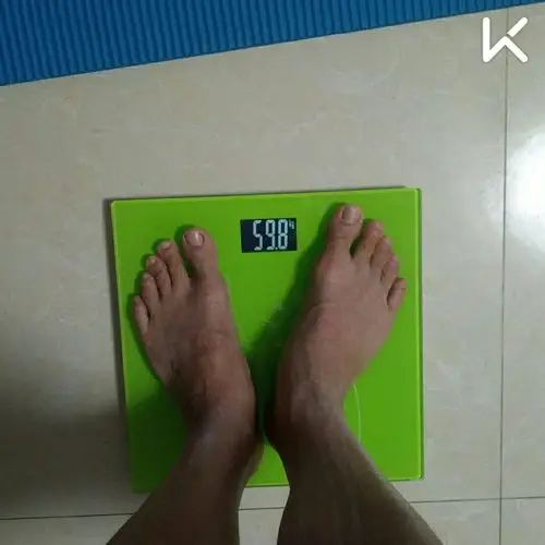 体重好久没有少于120斤了.难怪裤头都松了  完成人鱼线雕刻第15次