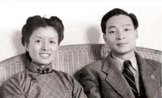 冯亦代80岁热恋黄宗英婚后情深要求与原配合葬