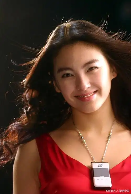 据说有人想看张雨绮,今天她来了