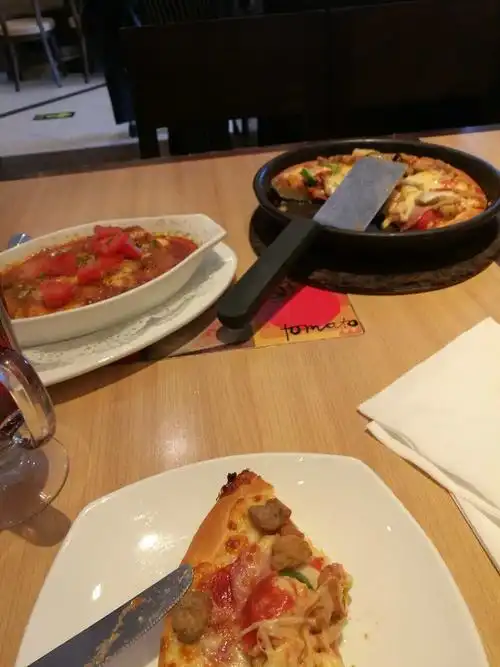 必胜客(黄河路店)