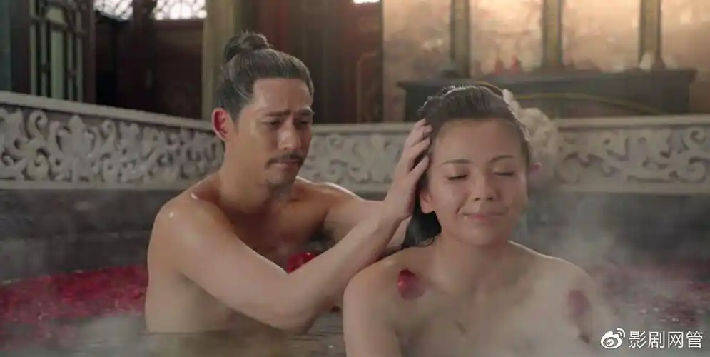 刘涛,周渝民鸳鸯浴片段流出,刘涛身体再惹争议,尺围是认真的?